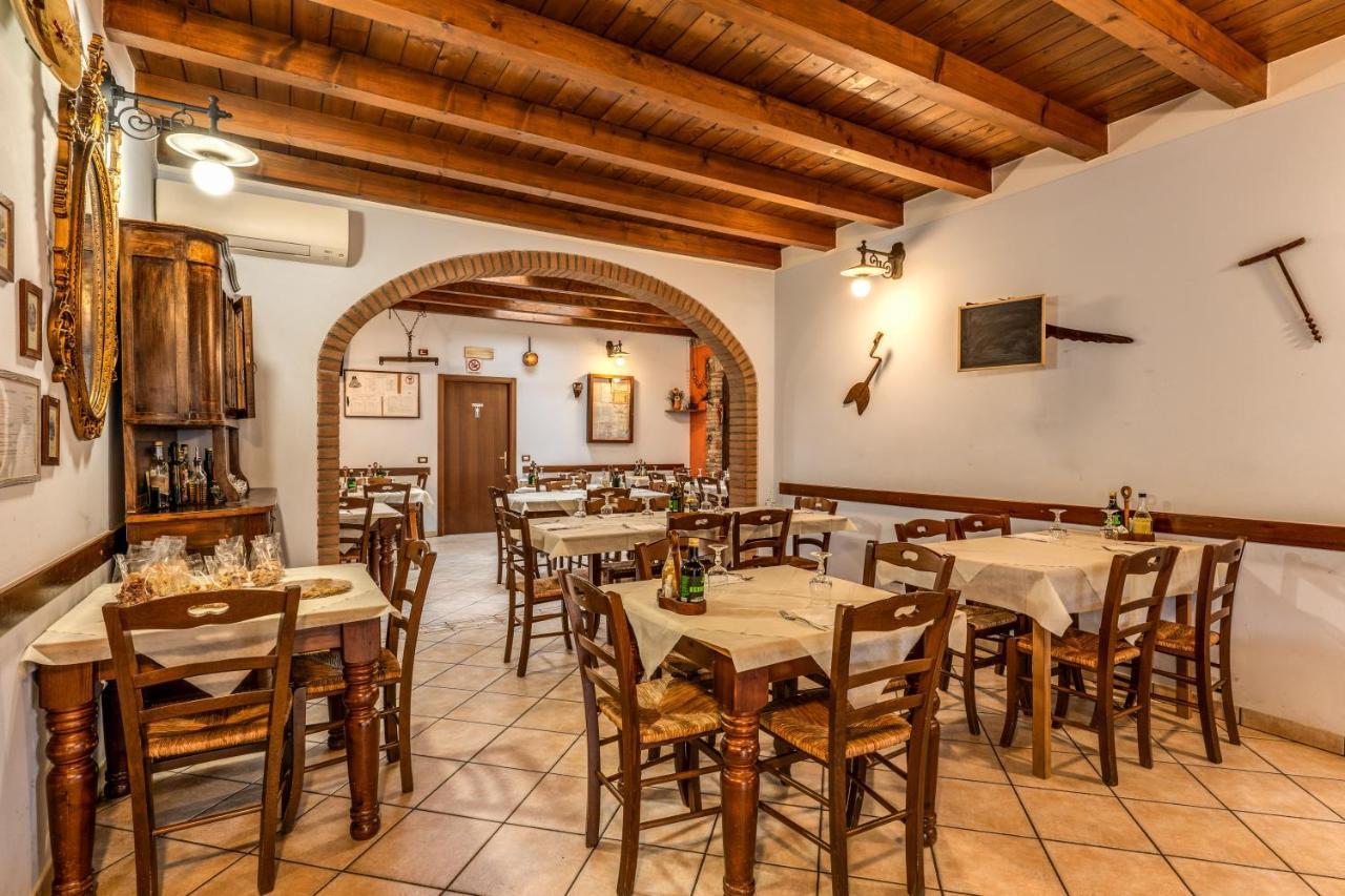 Agriturismo Pozzo Fiorito Castiglione Delle Stiviere Buitenkant foto